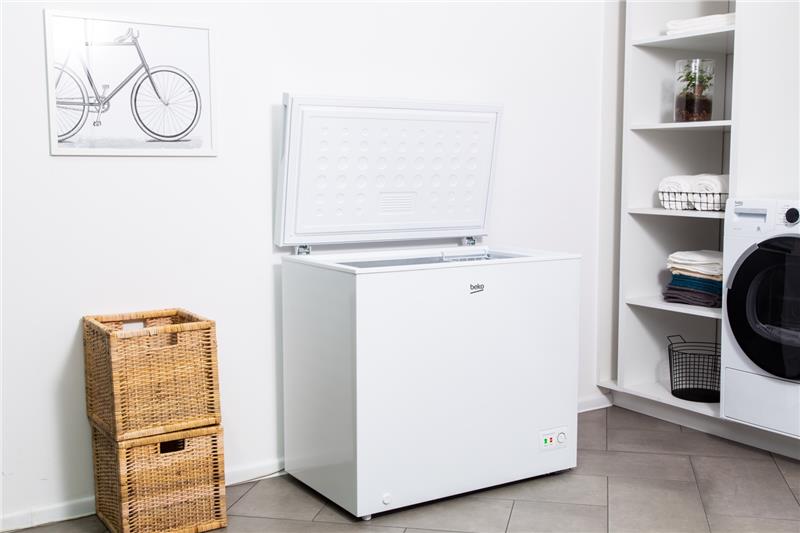Морозильна скриня BEKO CF200W, Висота - 85см,  200л, A++, NF